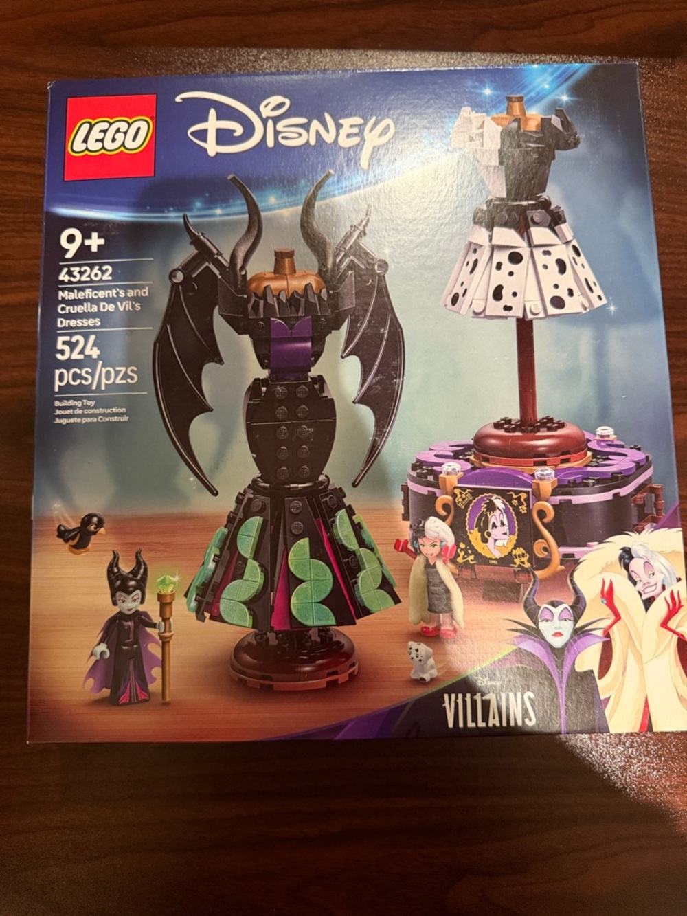 LEGO Disney Villains Maleficent’s and Cruella De Vil’s Dresses - Purple & Black